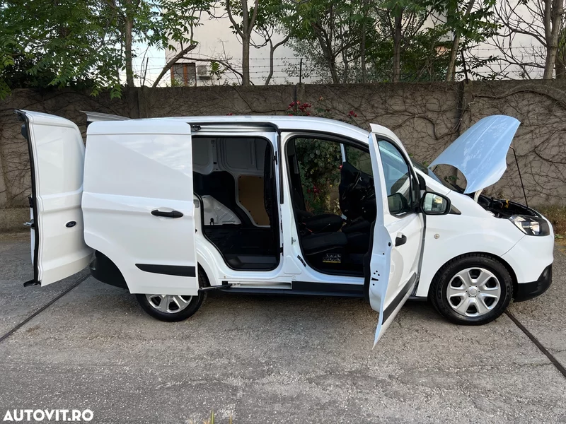 Ford Courier