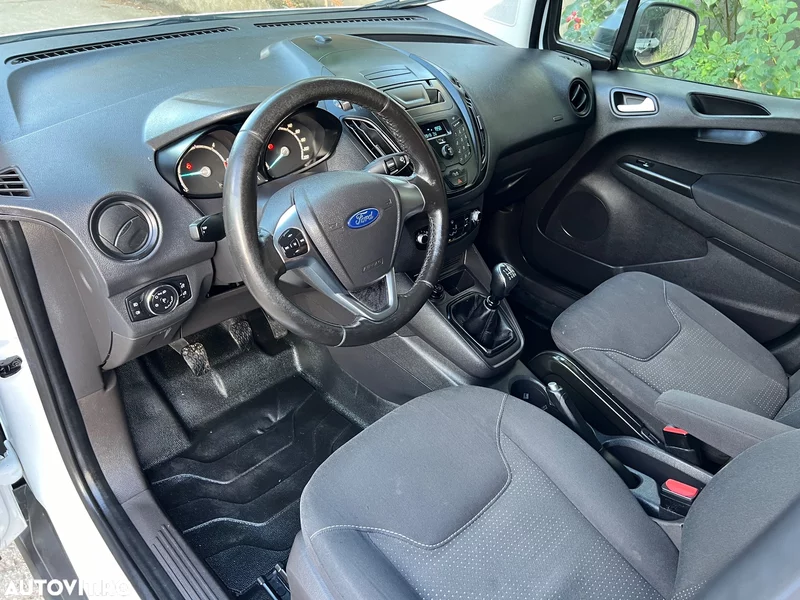 Ford Courier